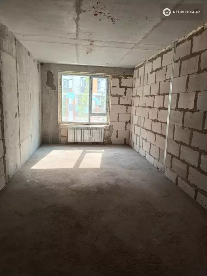 2-комнатная квартира, этаж 1 из 6, 45 м², фотография 4