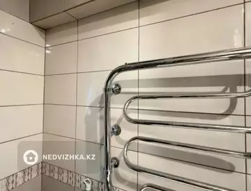 3-комнатная квартира, этаж 4 из 5, 71 м², миниатюра 6