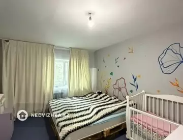 3-комнатная квартира, этаж 4 из 5, 71 м², миниатюра 10