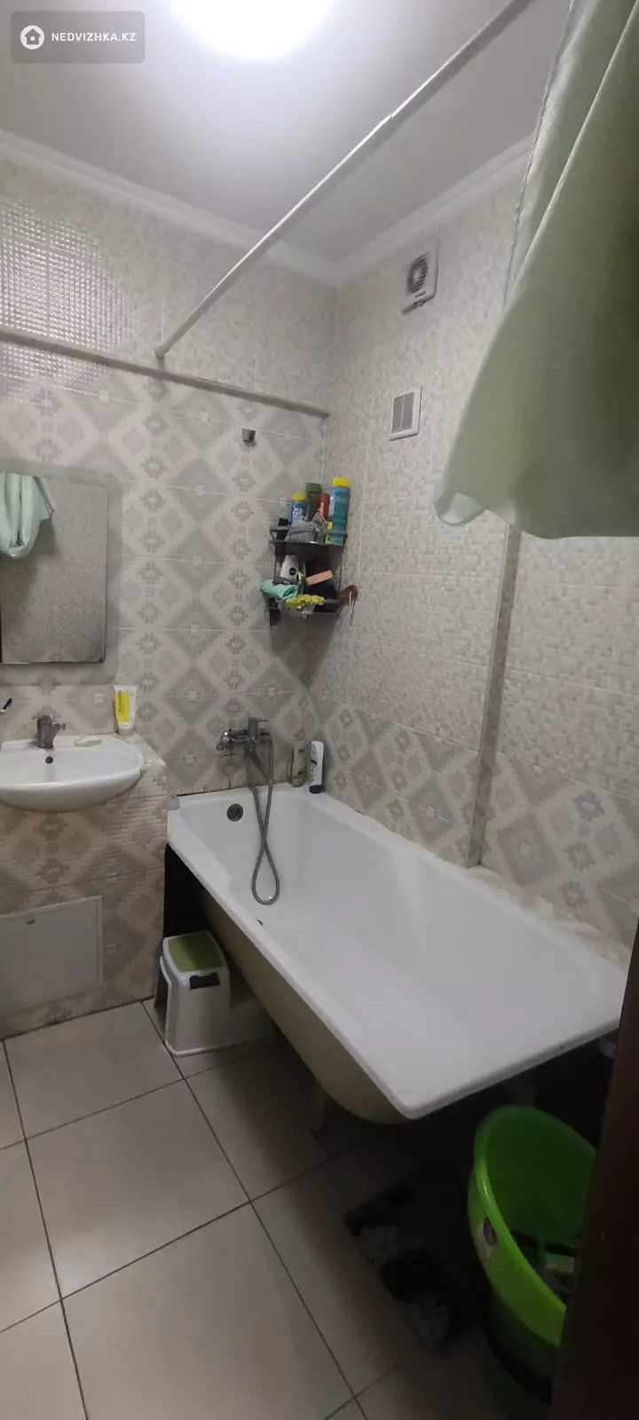 3-комнатная квартира, этаж 3 из 5, 71 м², фотография 3