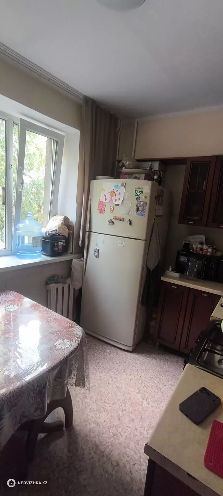 3-комнатная квартира, этаж 3 из 5, 71 м², фотография 4