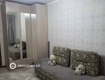 2-комнатная квартира, этаж 3 из 5, 42 м²