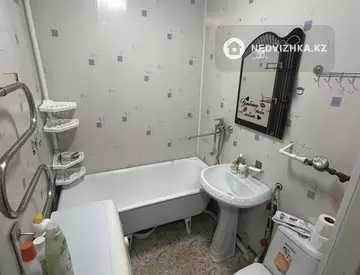 1-комнатная квартира, этаж 3 из 3, 34 м², миниатюра 6