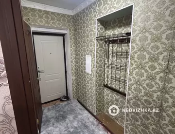 1-комнатная квартира, этаж 3 из 3, 34 м²