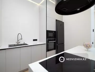 2-комнатная квартира, этаж 7 из 10, 54 м²