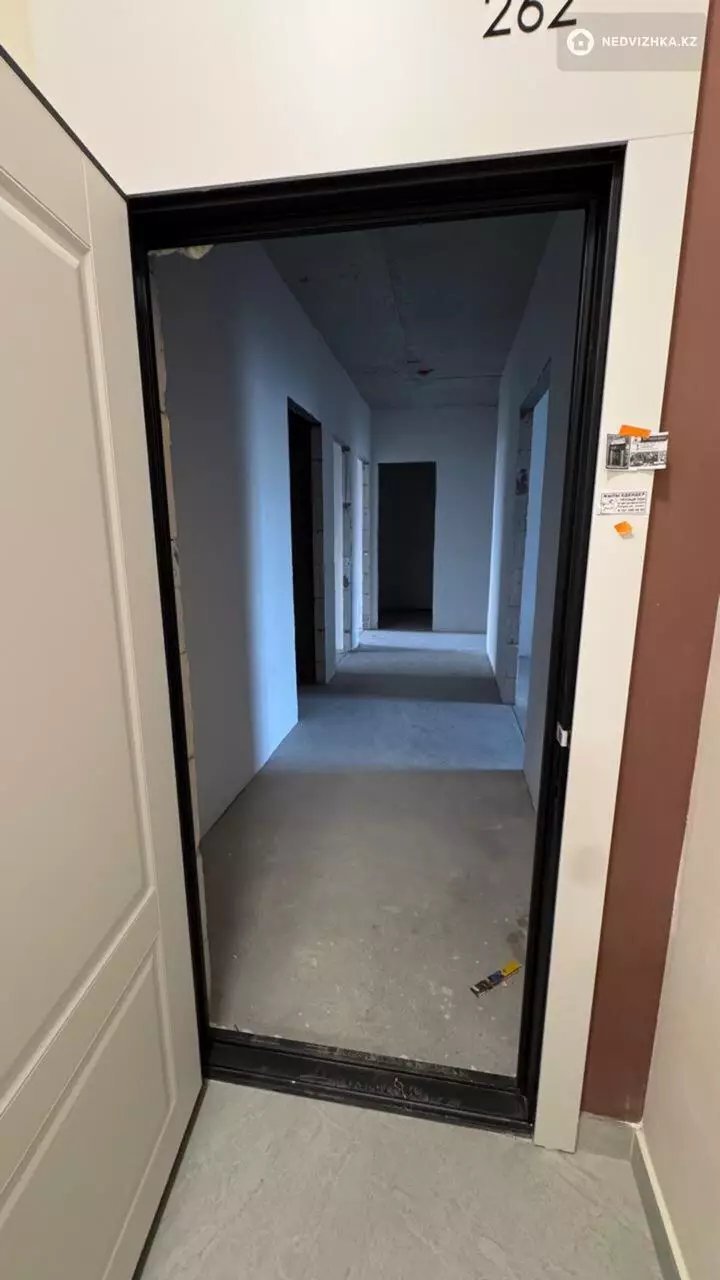 3-комнатная квартира, этаж 11 из 21, 96 м²