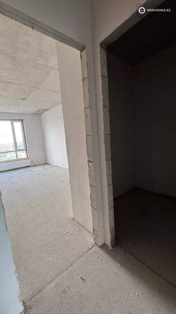 3-комнатная квартира, этаж 11 из 21, 96 м², фотография 5