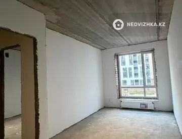 1-комнатная квартира, этаж 3 из 12, 39 м²