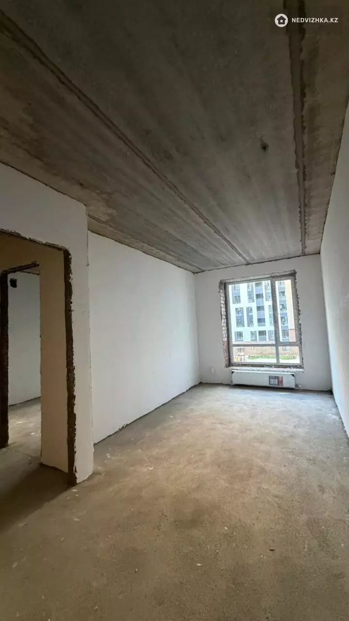 1-комнатная квартира, этаж 3 из 12, 39 м², фотография 4