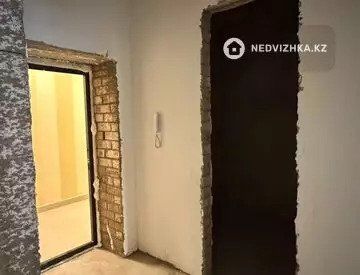 1-комнатная квартира, этаж 3 из 12, 39 м²