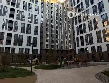 1-комнатная квартира, этаж 3 из 12, 39 м²