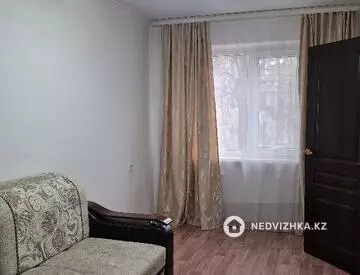 2-комнатная квартира, этаж 3 из 5, 42 м², На длительный срок