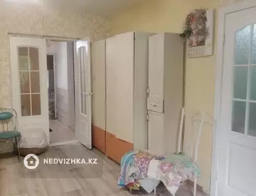 3-комнатная квартира, этаж 1 из 5, 65 м², миниатюра 1