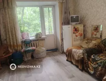 3-комнатная квартира, этаж 1 из 5, 65 м², миниатюра 4