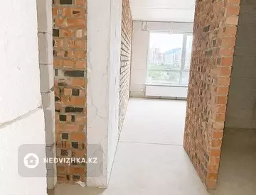 3-комнатная квартира, этаж 5 из 14, 89 м², миниатюра 4