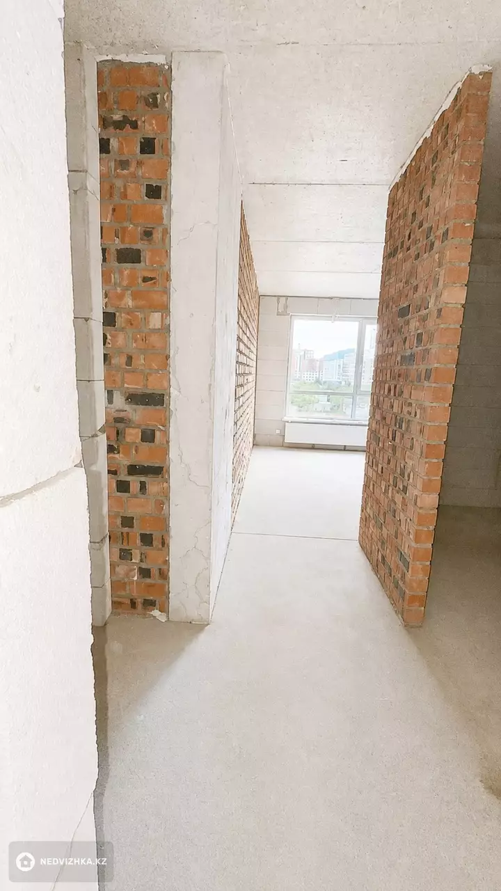 3-комнатная квартира, этаж 5 из 14, 89 м², фотография 4
