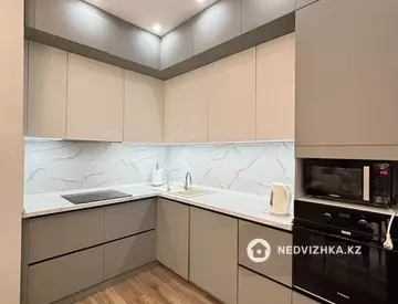 2-бөлмелі пәтер, қабат 4 барлық қабат саны 8, 75 м², 3-нобай