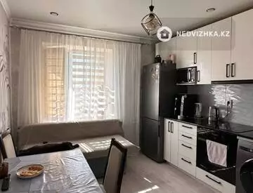 1-комнатная квартира, этаж 4 из 5, 35 м²