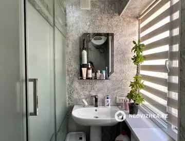1-комнатная квартира, этаж 4 из 5, 35 м²