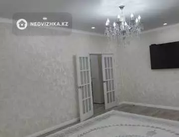 2-комнатная квартира, этаж 7 из 8, 78 м², На длительный срок