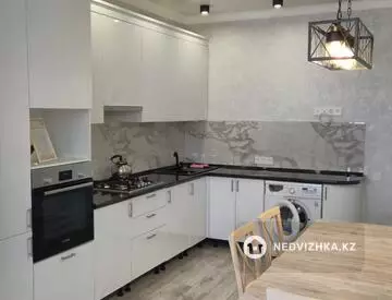2-комнатная квартира, этаж 7 из 8, 78 м², На длительный срок
