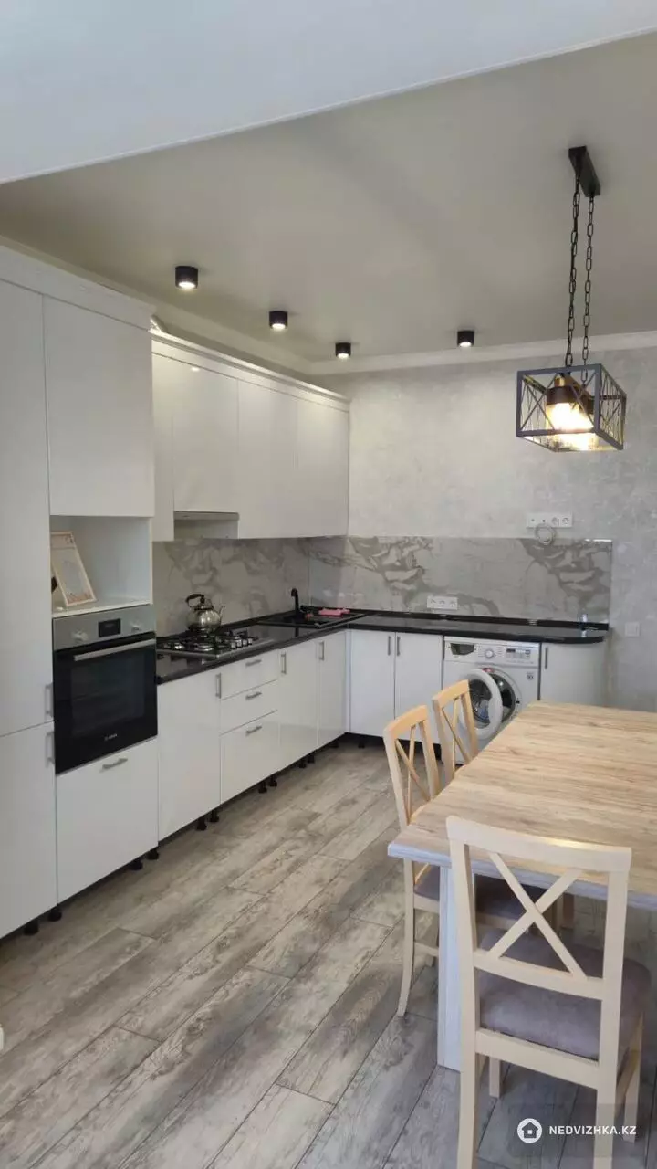 2-комнатная квартира, этаж 7 из 8, 78 м², На длительный срок, фотография 5