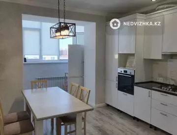 2-комнатная квартира, этаж 7 из 8, 78 м², На длительный срок, миниатюра 6