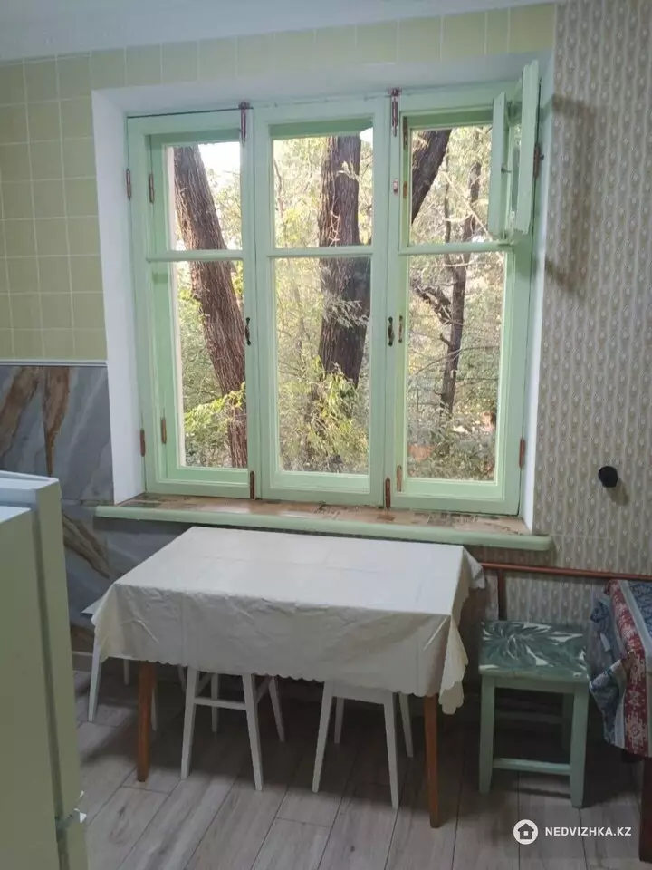 2-комнатная квартира, этаж 2 из 3, 55 м², На длительный срок, фотография 4