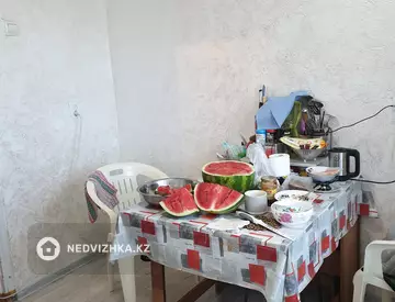 2-комнатная квартира, этаж 2 из 5, 49 м²