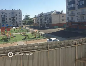 2-комнатная квартира, этаж 2 из 5, 49 м²