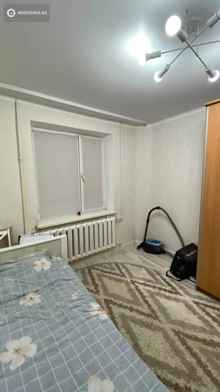 2-комнатная квартира, этаж 3 из 5, 53 м², фотография 4