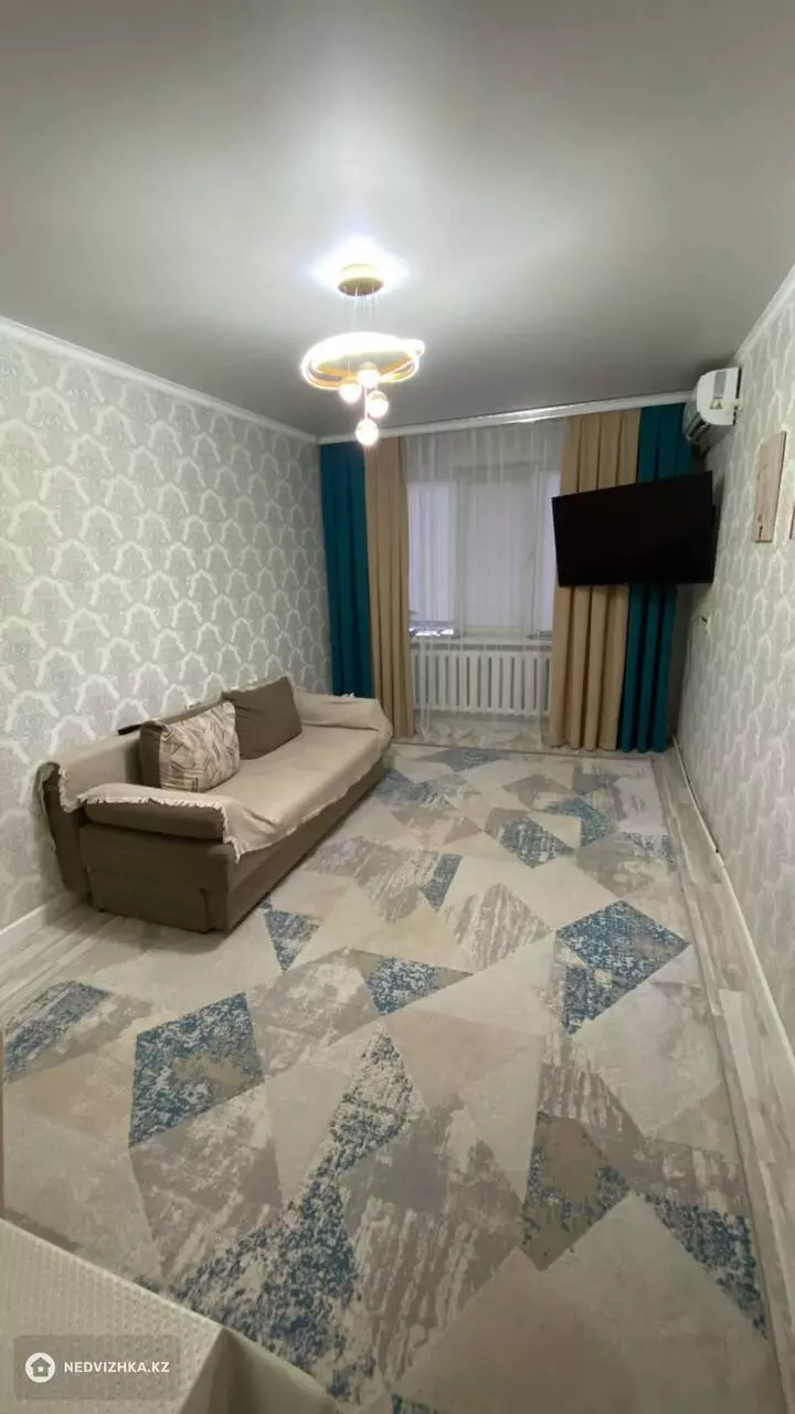 2-комнатная квартира, этаж 3 из 5, 53 м²