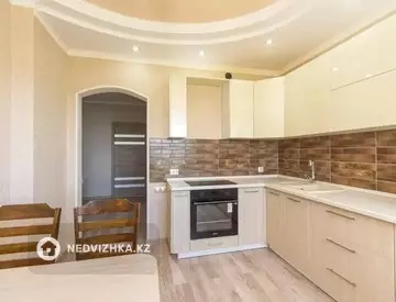 2-комнатная квартира, этаж 7 из 7, 60 м², миниатюра 10