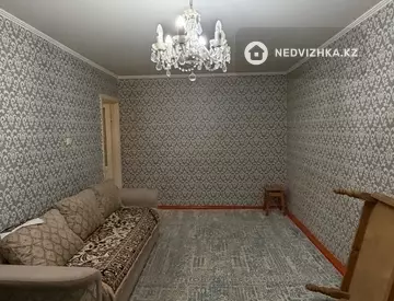 2-комнатная квартира, этаж 3 из 5, 43 м², миниатюра 1