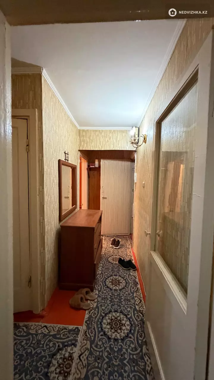 2-комнатная квартира, этаж 3 из 5, 43 м², фотография 4