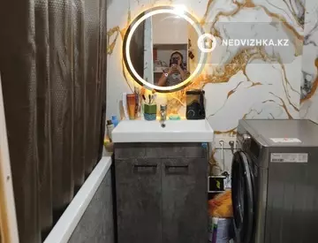 1-комнатная квартира, этаж 10 из 10, 38 м²