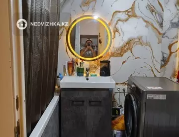 1-комнатная квартира, этаж 10 из 10, 38 м²