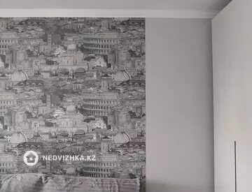 3-комнатная квартира, этаж 4 из 5, 57 м², миниатюра 1