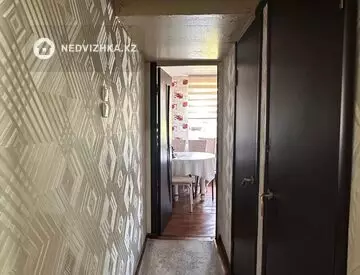 3-комнатная квартира, этаж 4 из 5, 61 м², миниатюра 11