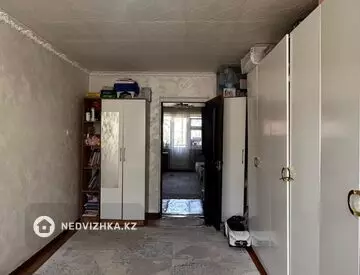 3-комнатная квартира, этаж 4 из 5, 61 м², миниатюра 4