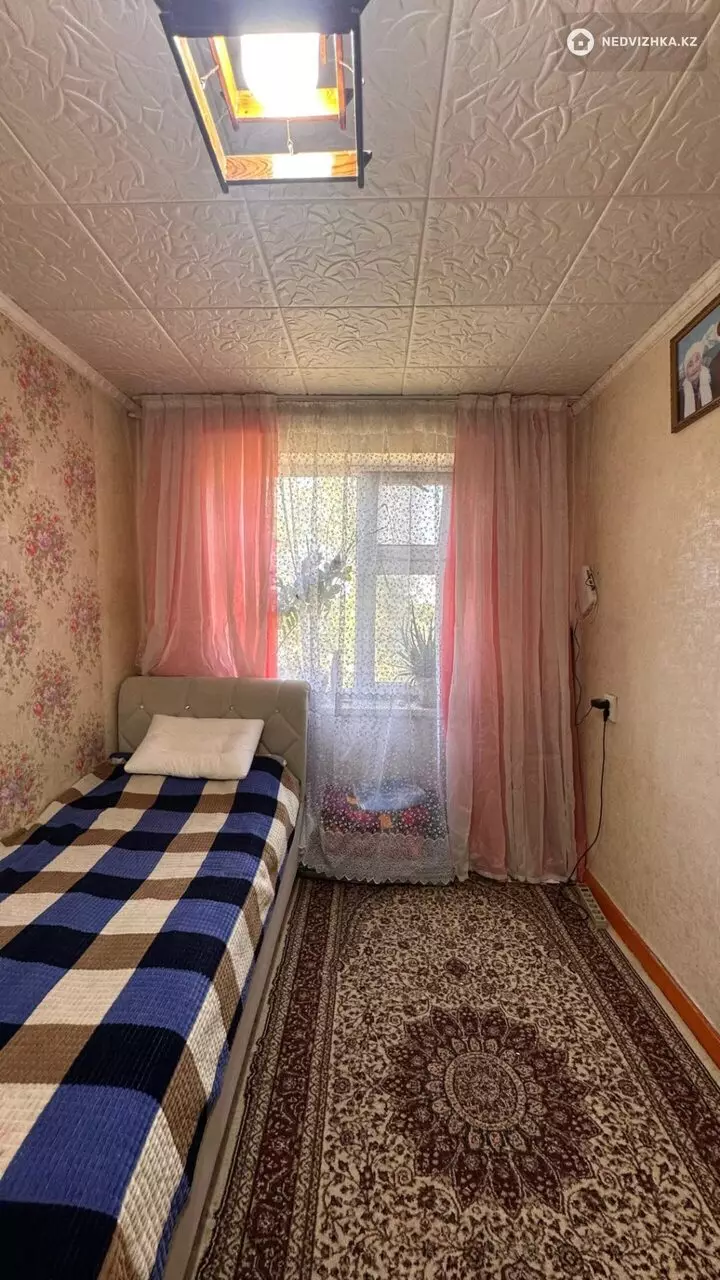 3-комнатная квартира, этаж 4 из 5, 61 м², фотография 5