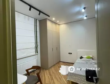 3-комнатная квартира, этаж 6 из 12, 86 м², миниатюра 7