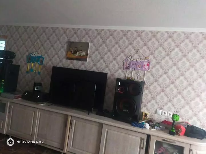 10-комнатный дом, 4 соток, 170 м², фотография 2