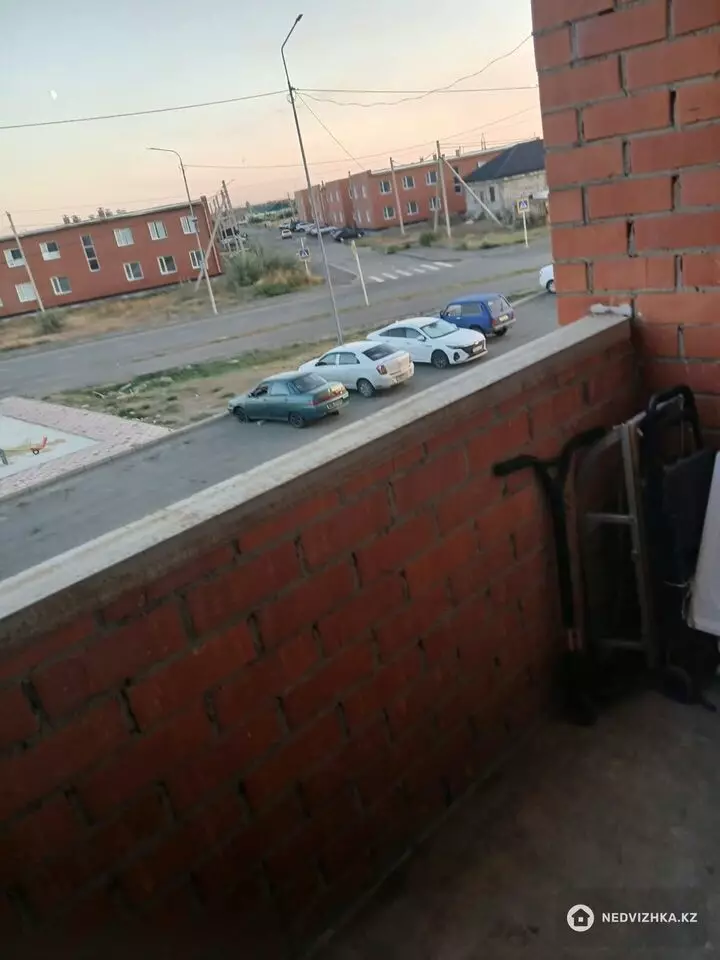 2-комнатная квартира, этаж 2 из 5, 57 м², фотография 4