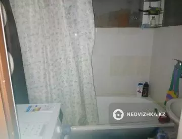 2-комнатная квартира, этаж 2 из 5, 57 м², миниатюра 10