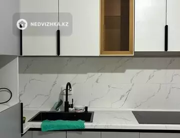 1-бөлмелі пәтер, қабат 12 барлық қабат саны 13, 43 м², На длительный срок, 6-нобай
