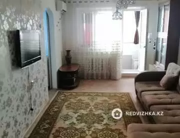 2-комнатная квартира, этаж 4 из 5, 44 м², миниатюра 1