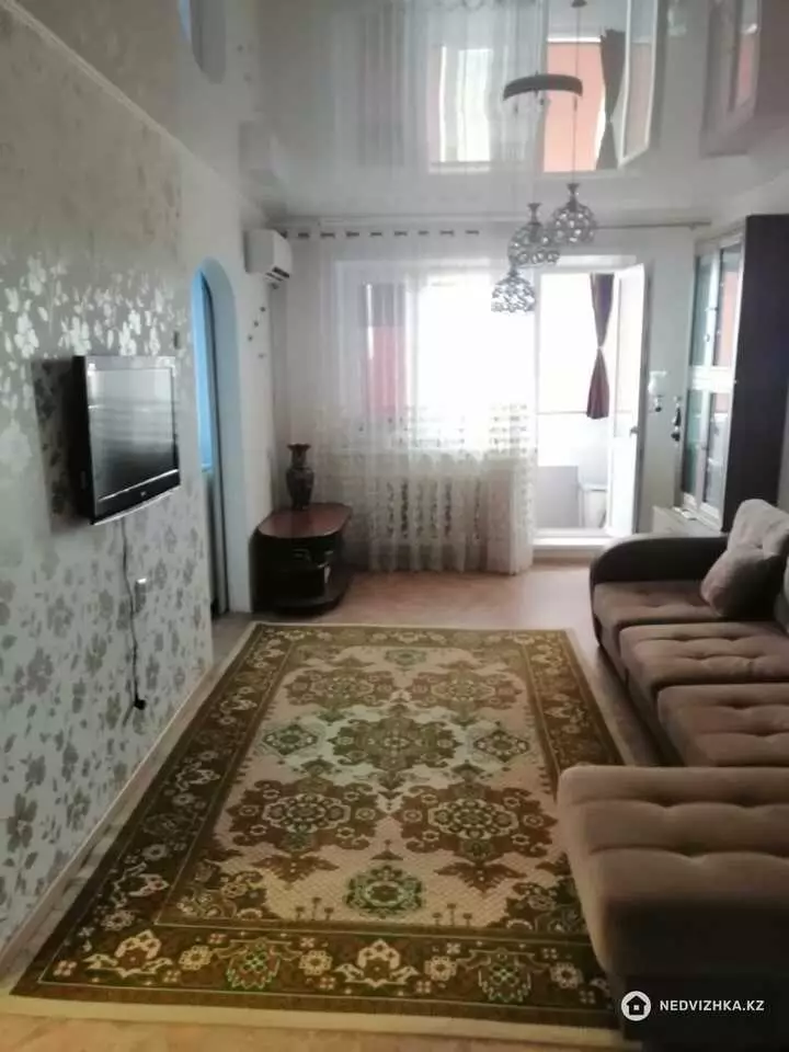 2-комнатная квартира, этаж 4 из 5, 44 м²