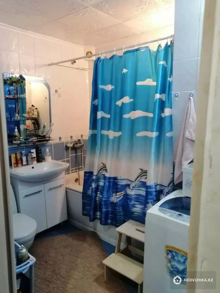 2-комнатная квартира, этаж 4 из 5, 44 м², фотография 2