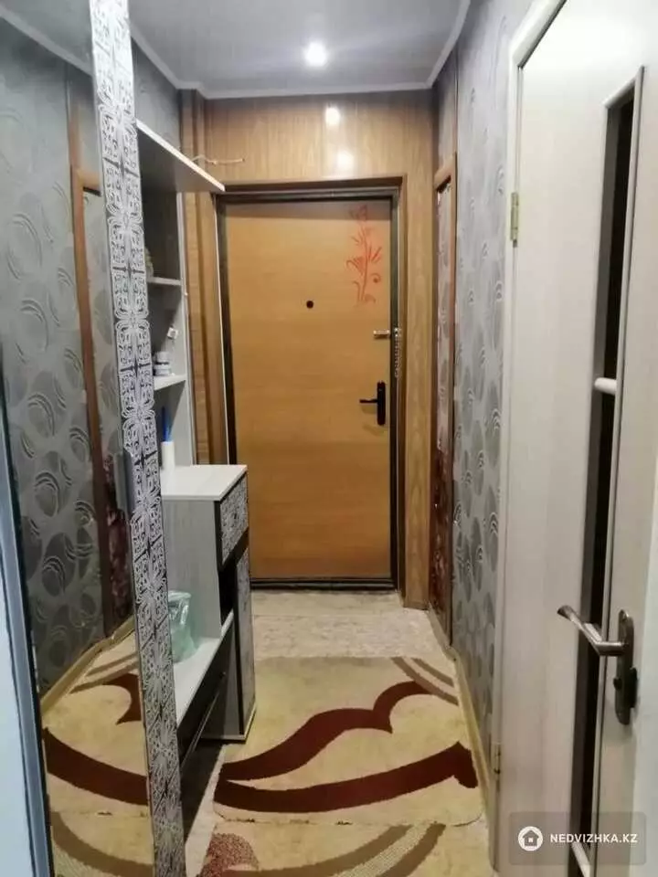 2-комнатная квартира, этаж 4 из 5, 44 м², фотография 4